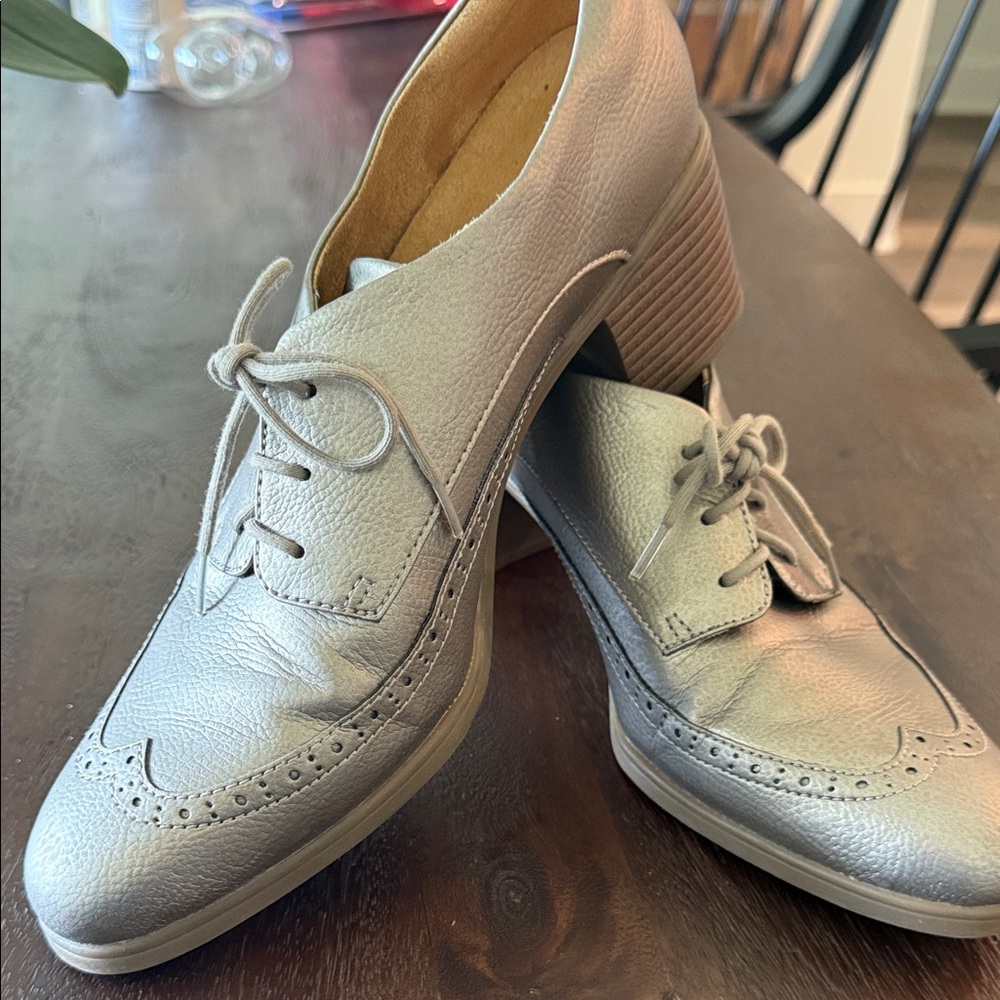 Naturalizer Gray Leather Women's Loafers